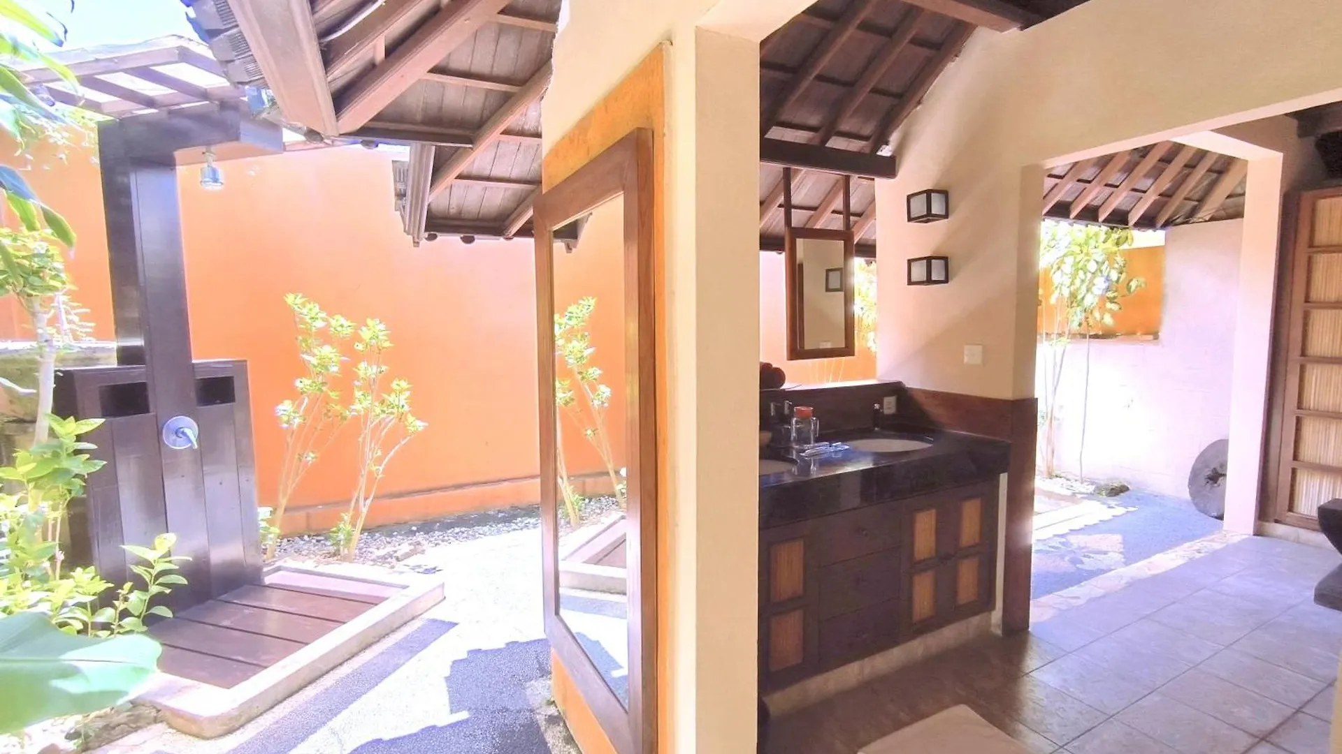 Villa Plawa Asri Seminyak  0*, Seminyak (Bali) Indonesia