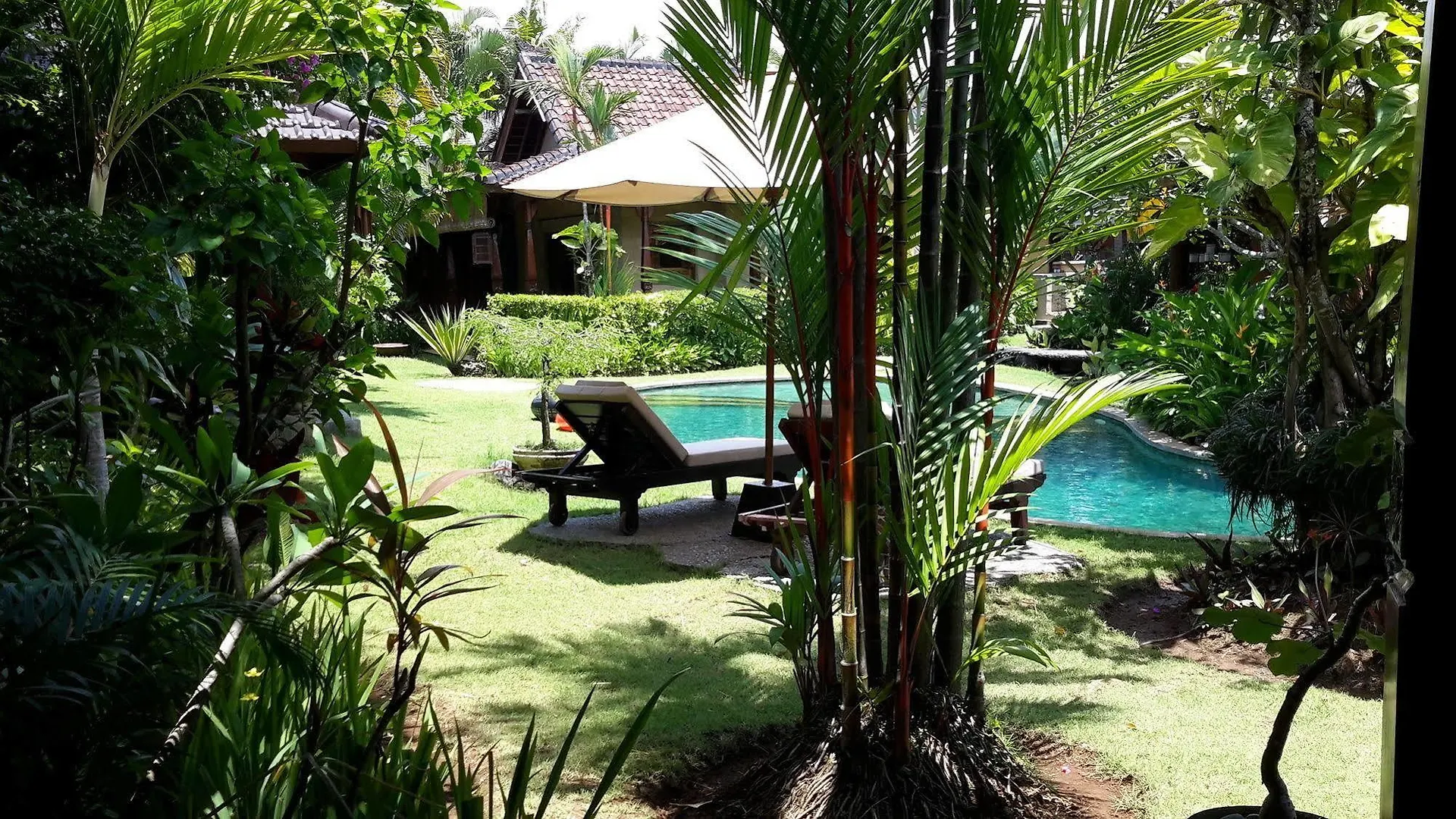 Villa Plawa Asri Seminyak  Indonesia